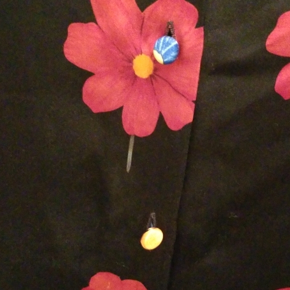 Retro inspired top - Picture 3 of 3